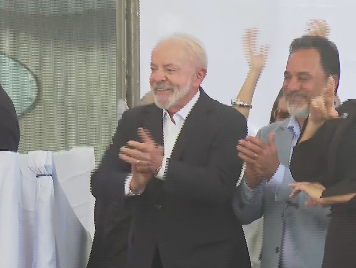 Lula participa de inauguração de centro de radioterapia e anuncia novos investimentos para a saúde em MG