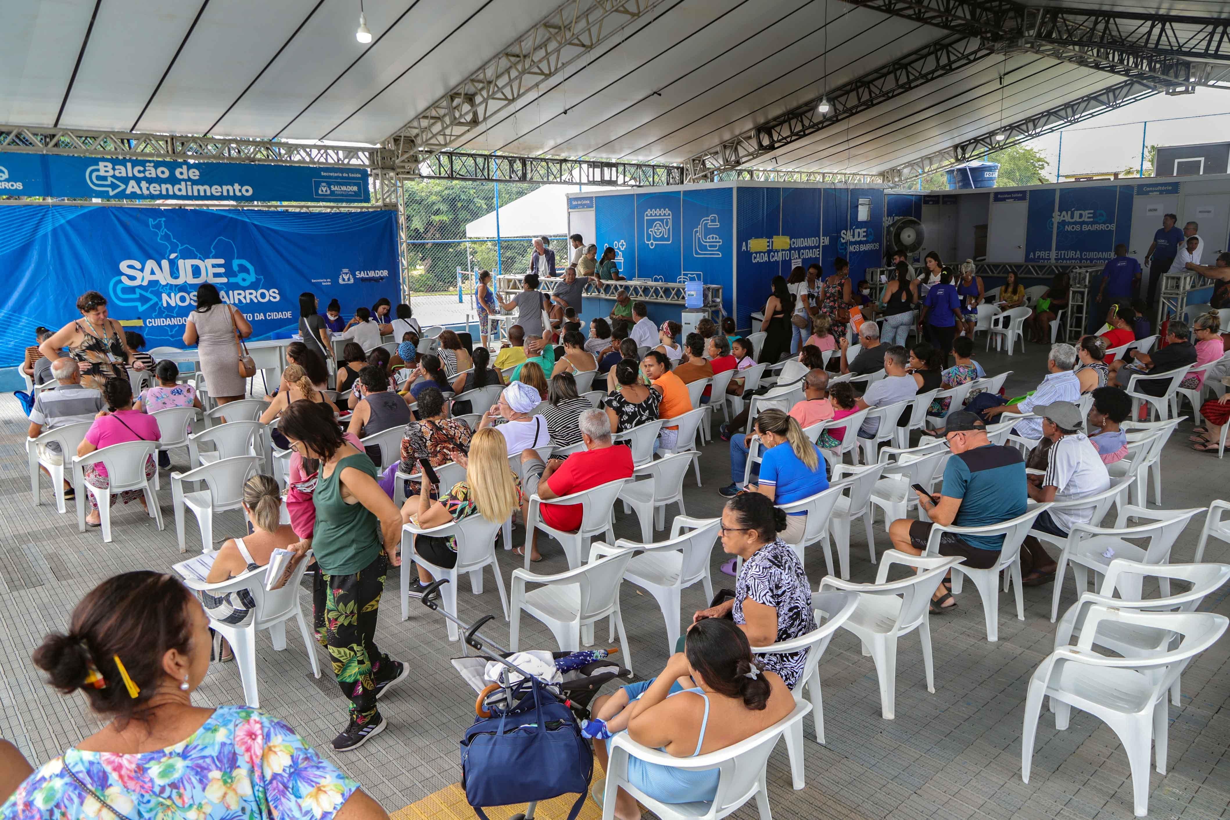 Exames, consultas e procedimentos odontológicos gratuitos serão ofertados em 6 bairros de Salvador