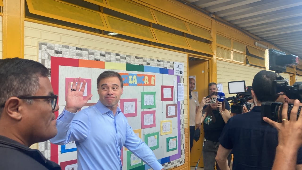 André Mendonça vota em Brasília: ‘Que o grande vencedor seja o eleitor, seja o país’