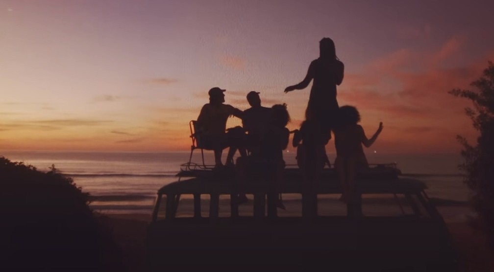 Praia do Moçambique, em Florianópolis, aparece no comercial da Volks — Foto: Divulgação