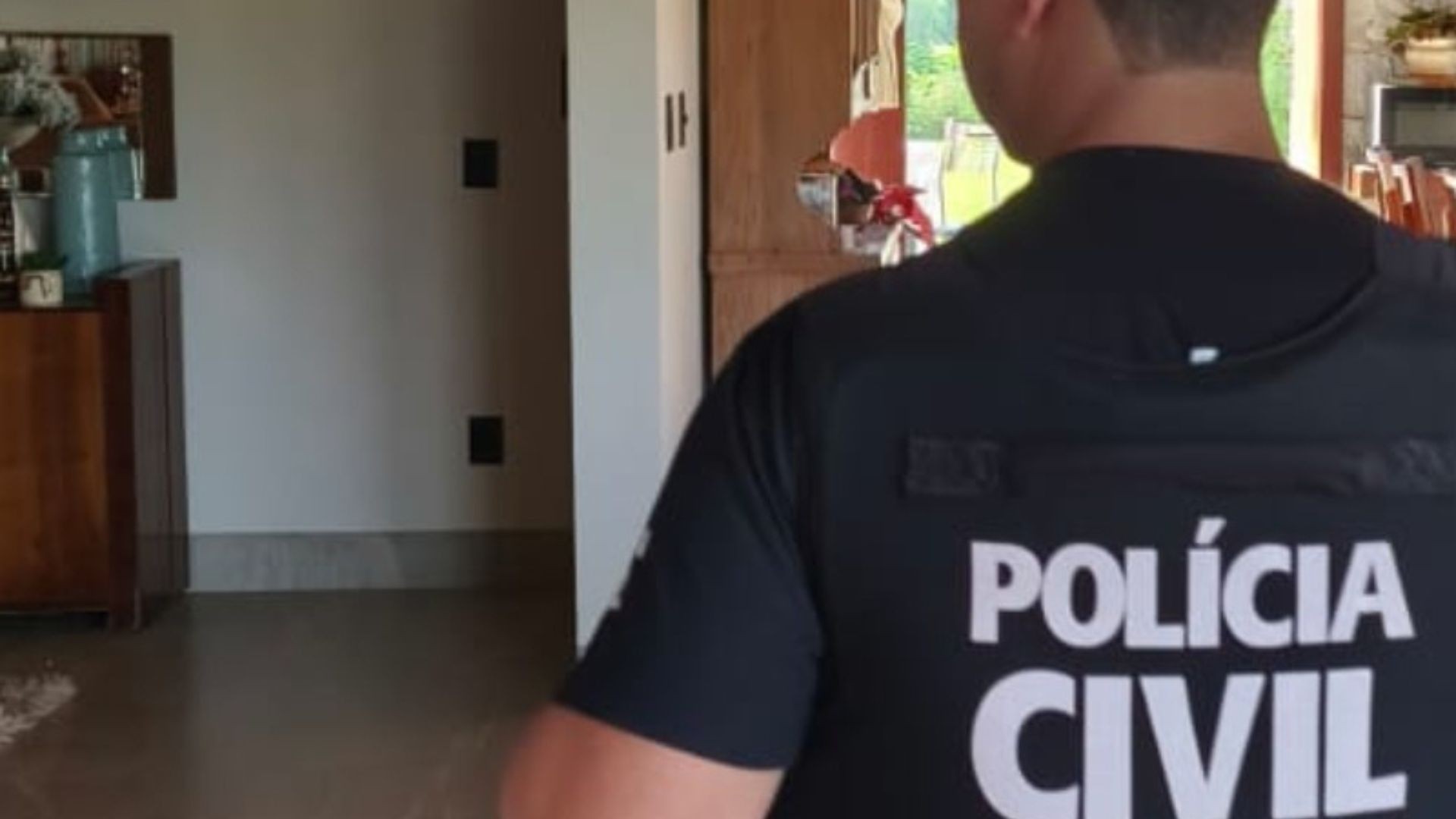 Gerente é investigada por desviar mais de R$ 1 milhão ao pegar dinheiro de clientes e fraudar documentos de empresa em MG