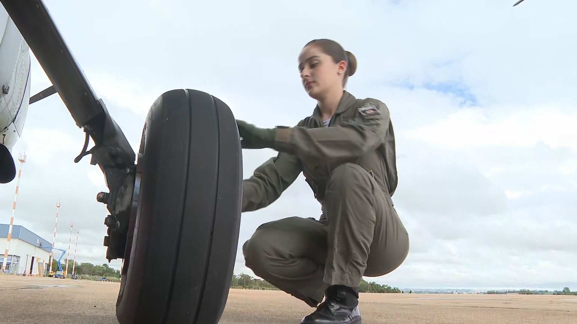 Mulheres na FAB: a rotina da sargento e da tenente que comandam missões aéreas que salvam vidas