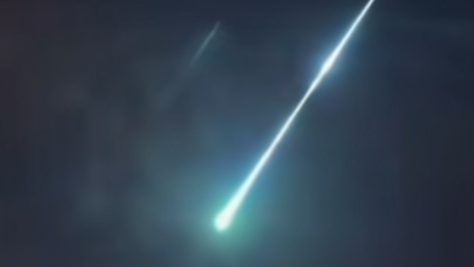 Meteoro é visto em estados do Nordeste, e imagem impressiona; assista