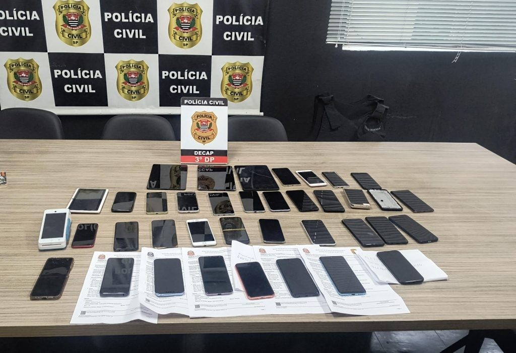 Polícia de SP vai emitir mais de mil notificações para celulares com queixa de roubo