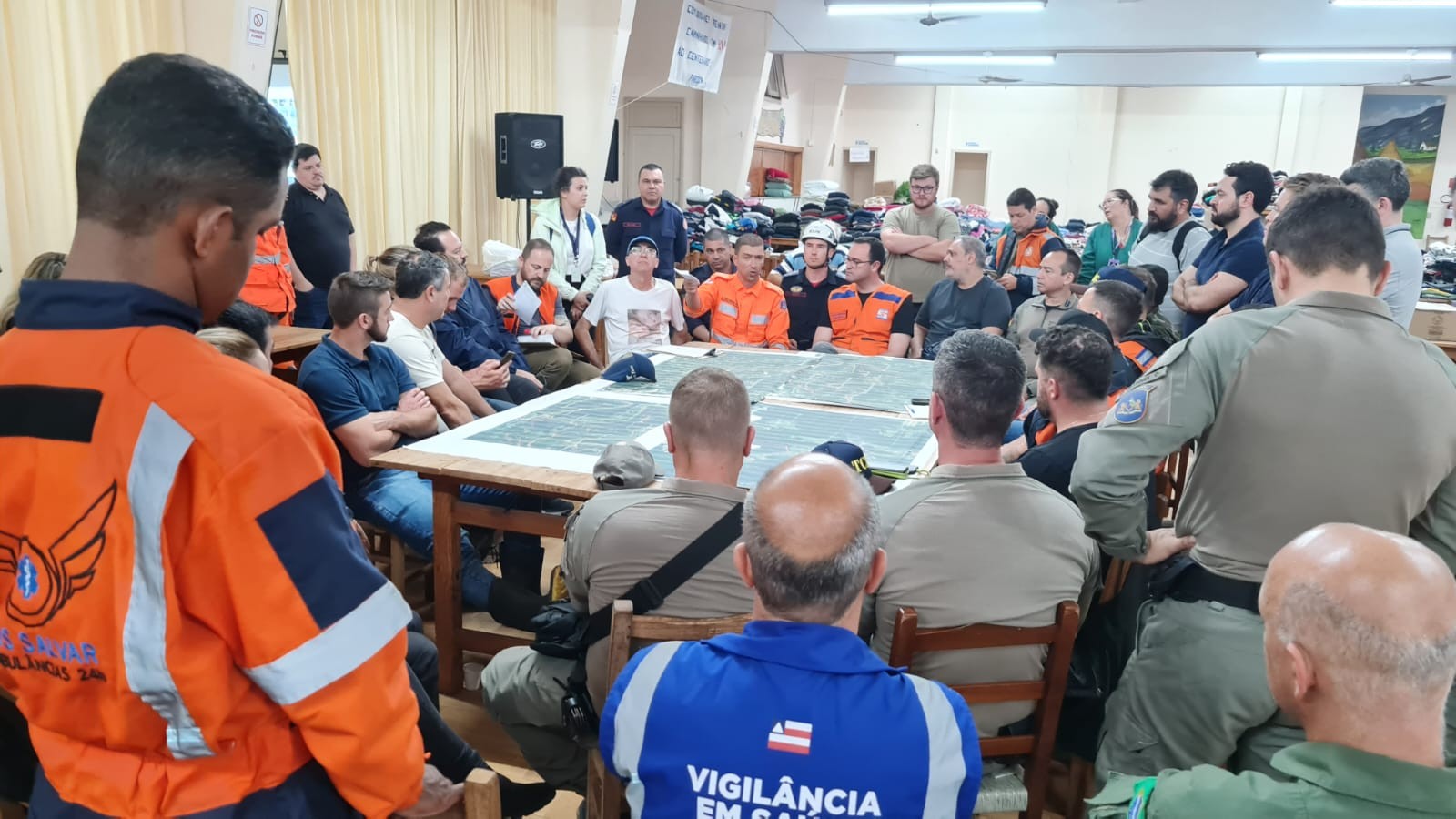 Equipe de saúde e resgate da Bahia usou expertise com enchentes em 2021 para atuar no Rio Grande do Sul