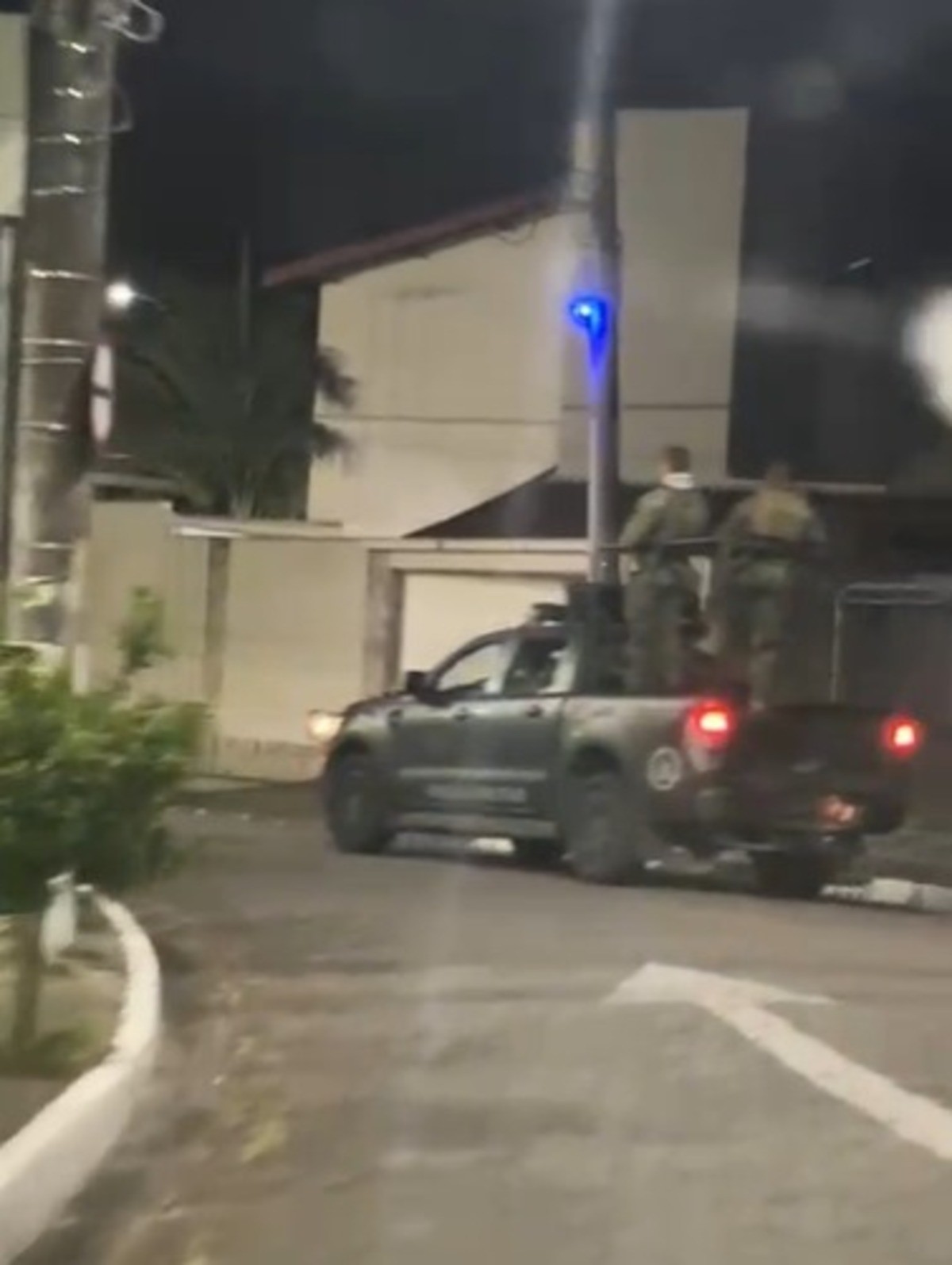 Volta Redonda vive noite de guerra no crime com trocas de tiros, morte e ação do BOPE
