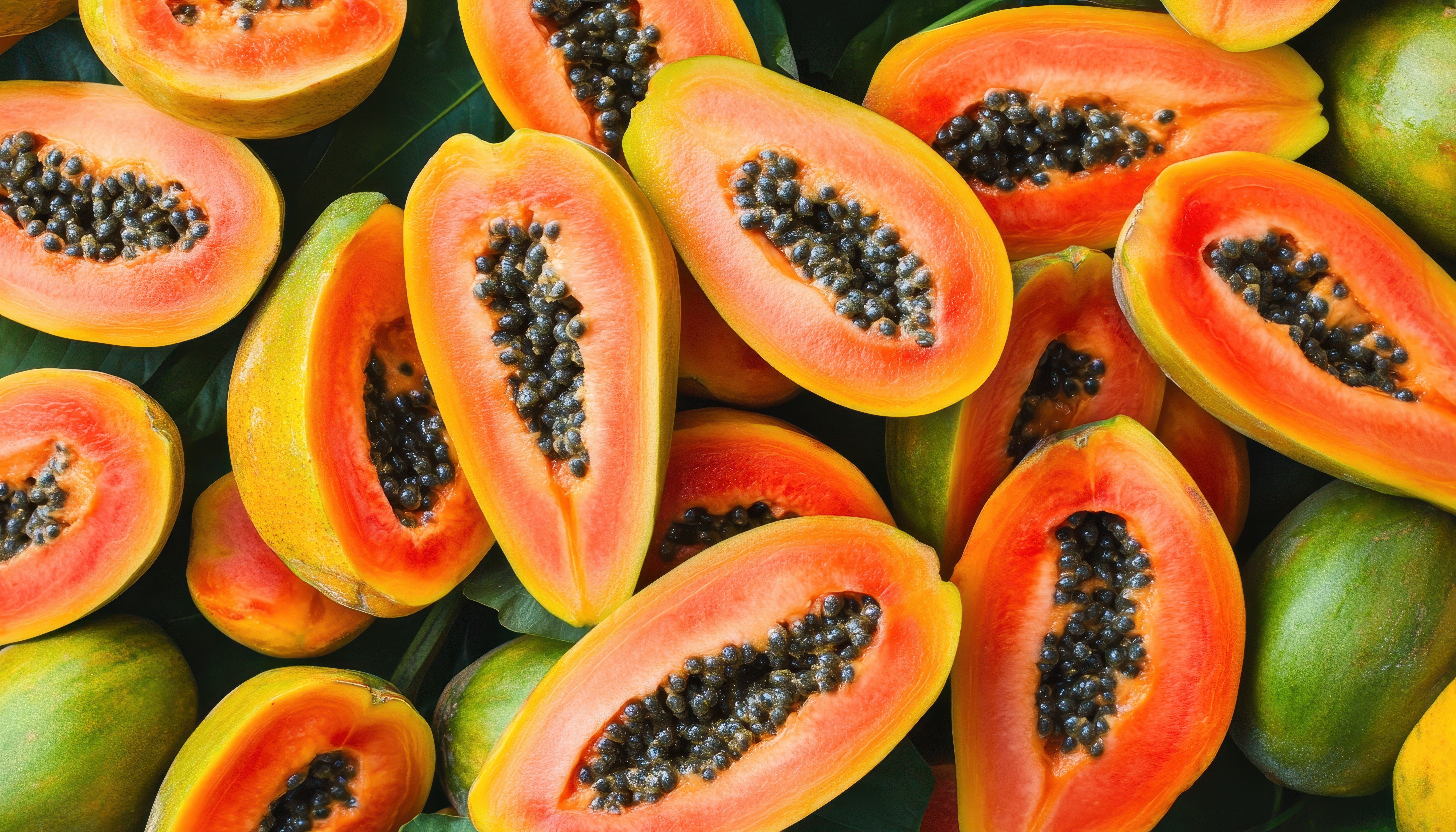 Mamão: descubra 5 benefícios da fruta e um alerta; lista de receitas ajuda a aproveitar potencial do alimento