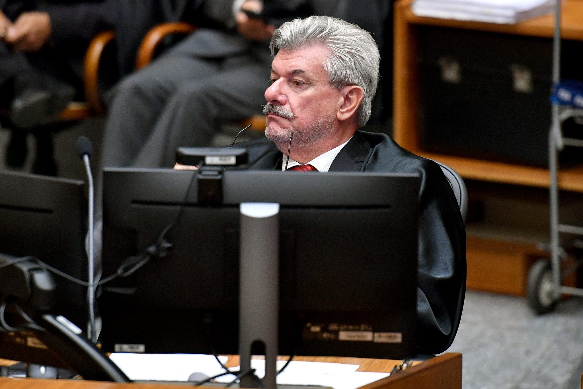 STJ nega pedido da defesa de Buzzi e mantém data de julgamento por assédio e importunação sexual