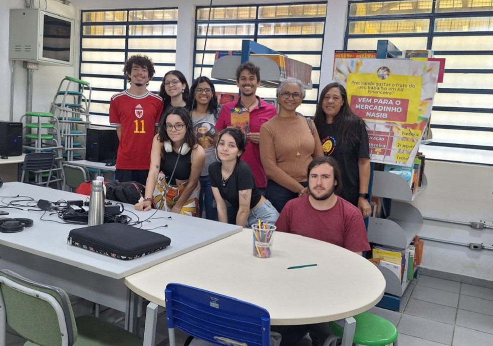 4 de 10
Novas gera&ccedil;&otilde;es de estudantes de biblioteconomia precisam lidar com os avan&ccedil;os da tecnologia &mdash; Foto: Daniela Pereira dos Reis/Arquivo Pessoal