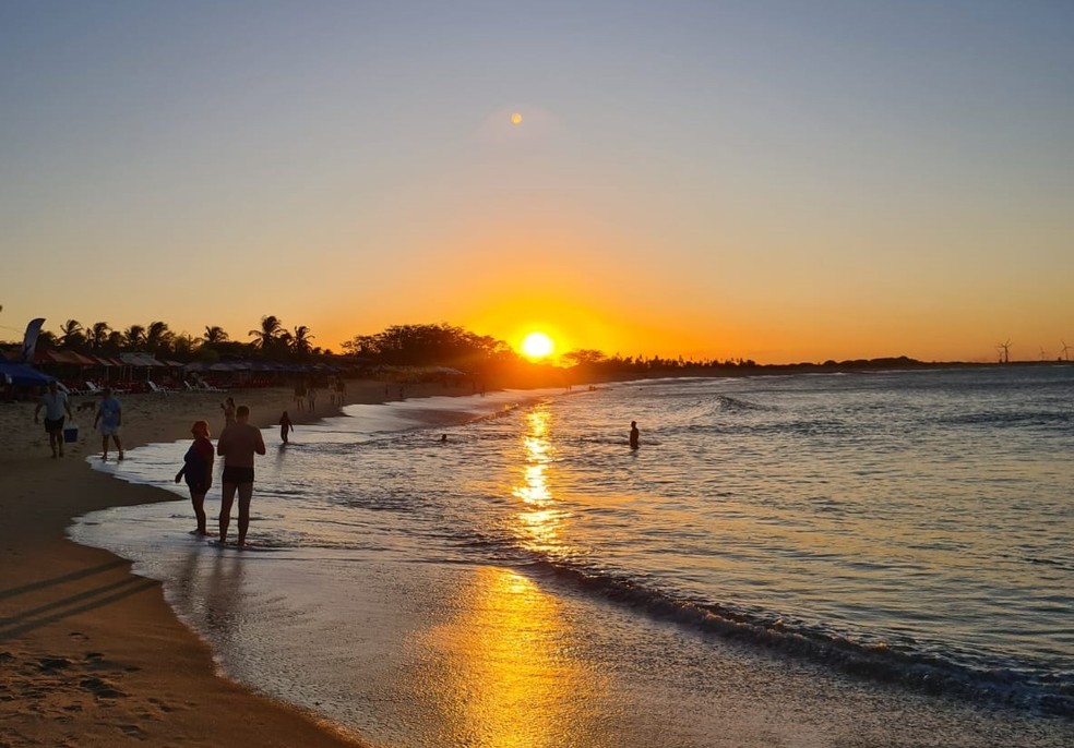 Pôr do sol na praia de Tourinhos, em São Miguel do Gostoso — Foto: Fernanda Zauli/g1