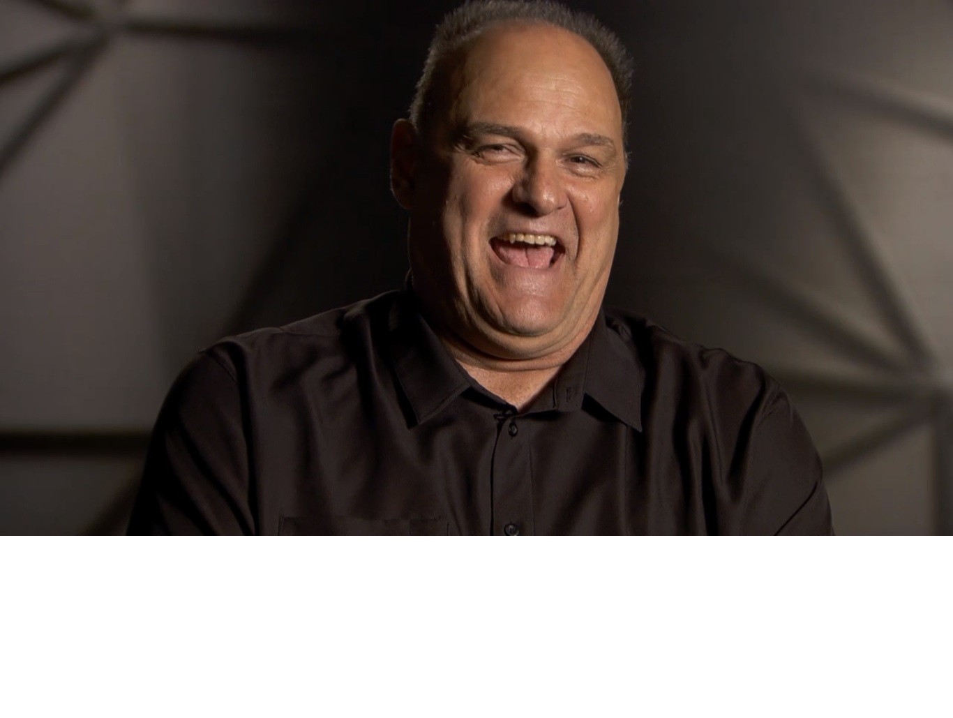 Oscar Schmidt, que morreu nesta sexta-feira, dá nome a ginásio em Ilhabela, no Litoral Norte de SP