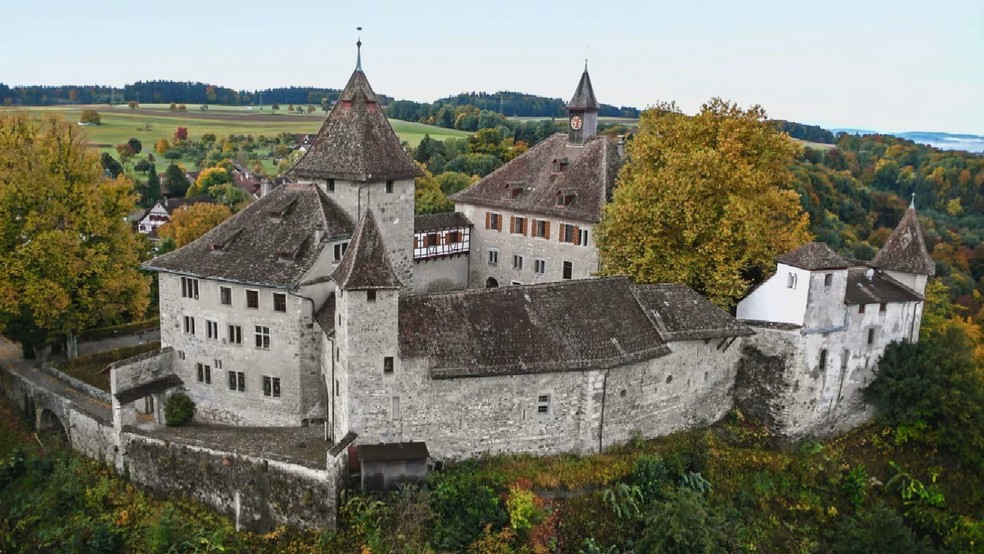 Pacote inclui jantar em castelo na Suíça — Foto: Reprodução/ Schloss Kyburg