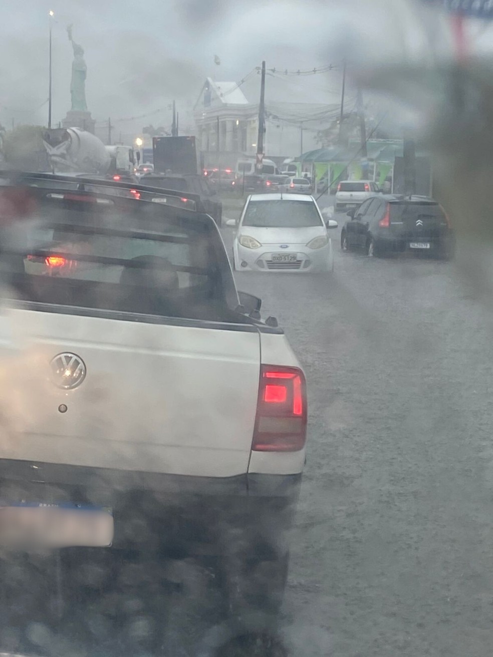 Chuvas intensas em Jo�o Pessoa � Foto: Reprodu��o