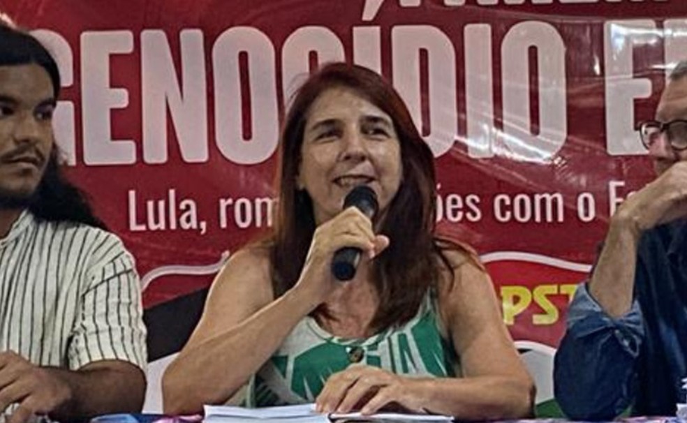 Lançamento da candidatura de Simone Fontana (PSTU) à prefeitura do Recife — Foto: Paulo Veras/g1