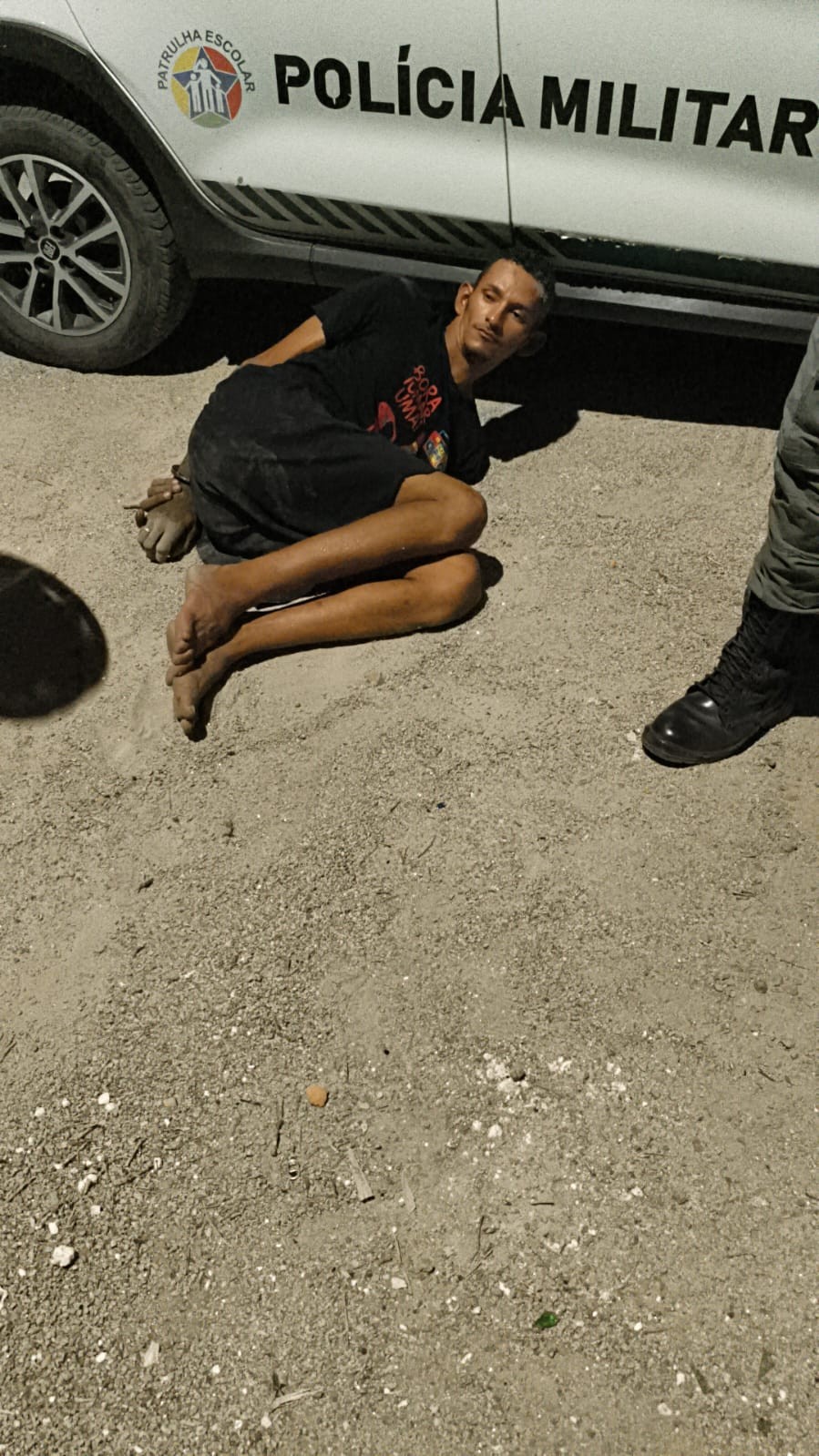 Homem é preso após furtar ventiladores da Escola Estadual do Bairro Areia Branca em Petrolina 