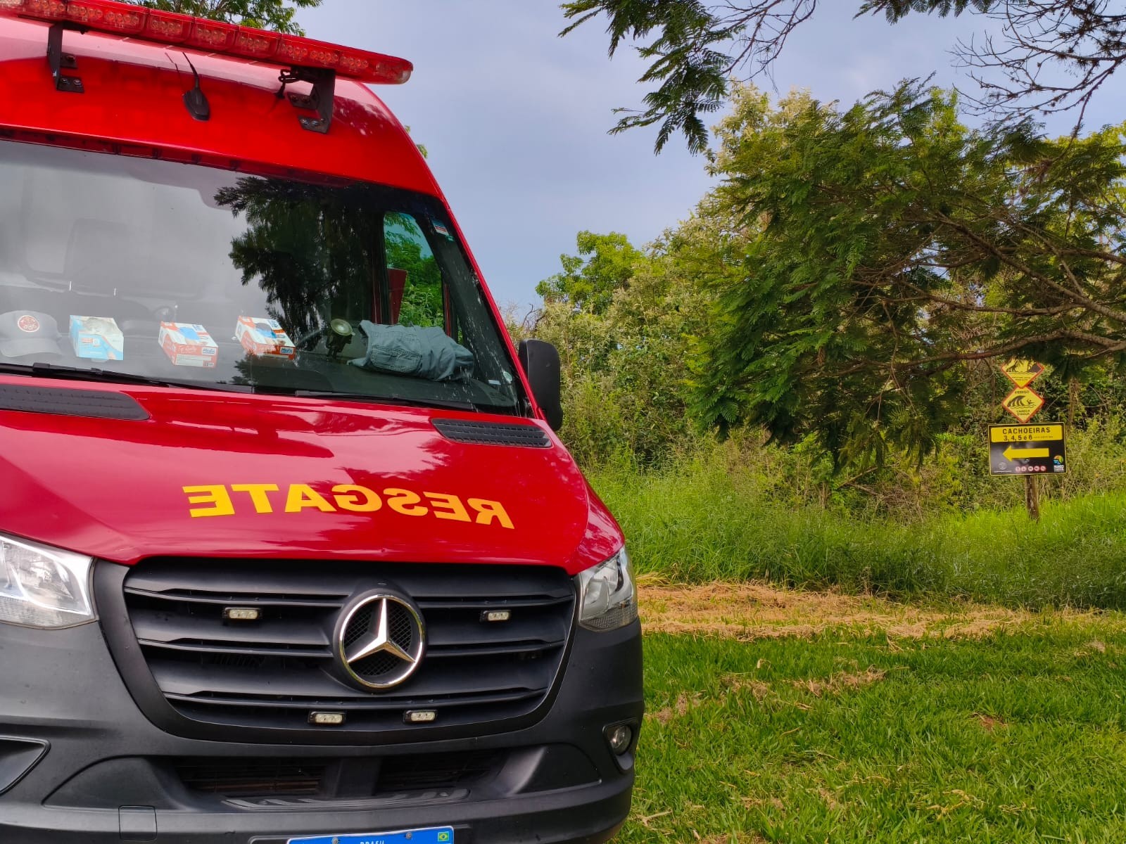 Turista é resgatado após acidente em trilha de cachoeira em Botucatu; veja os cuidados 