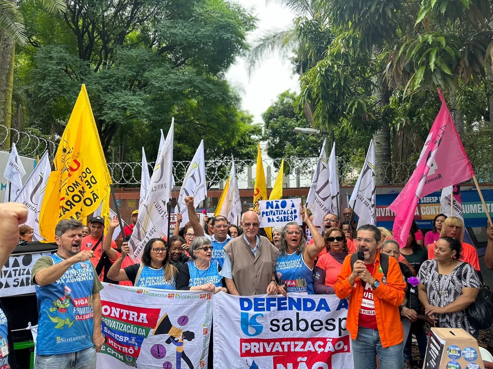 PT aciona a Justiça contra privatização da Sabesp