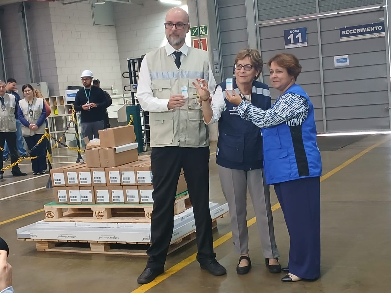 Mais de 2 mil doses de fomepizol, antídoto contra metanol, chegam a Guarulhos e começam a ser distribuídas aos estados