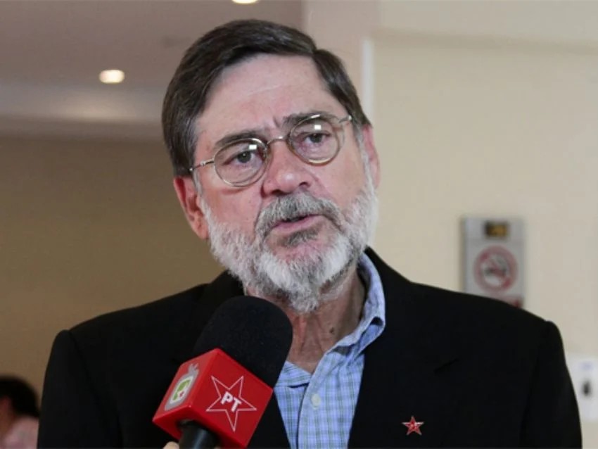 

Velório do ex-deputado Paulo Frateschi reúne Haddad, Dirceu e outras lideranças políticas em SP