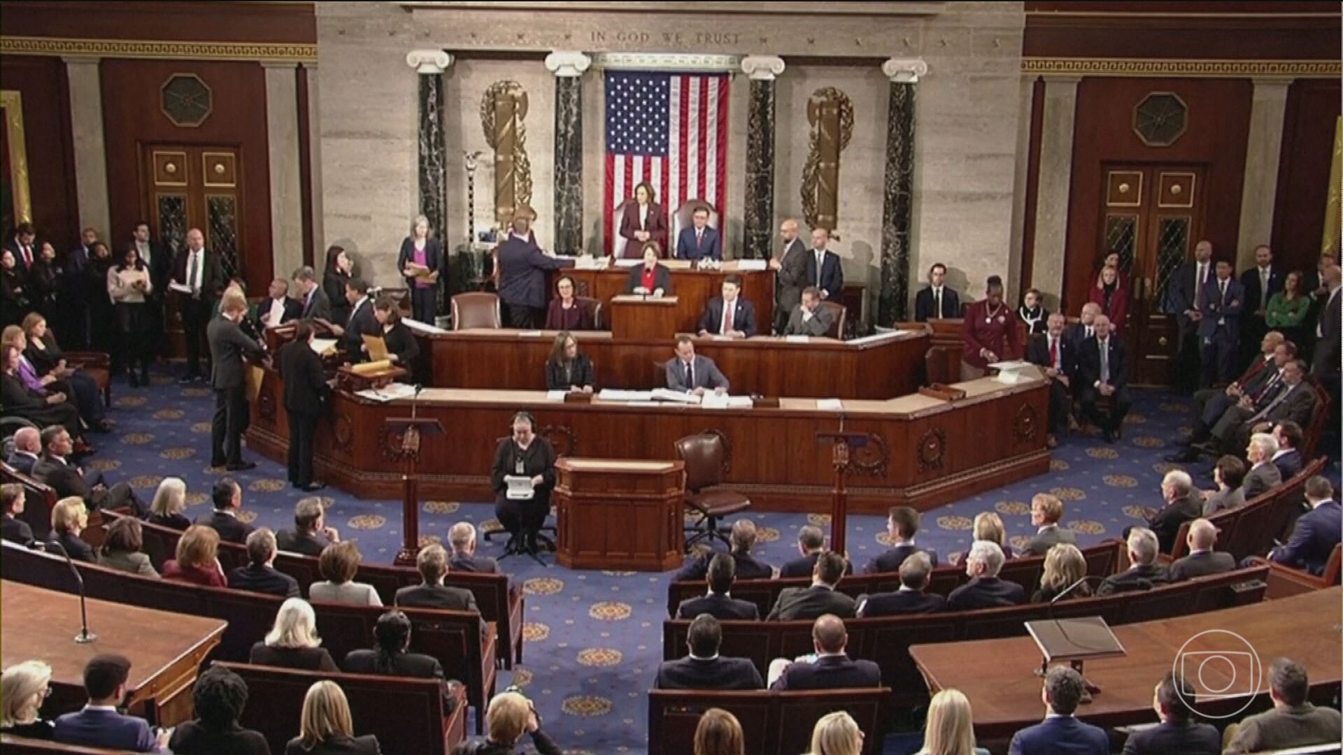 Congresso americano certifica vitória de Donald Trump na eleição presidencial dos Estados Unidos