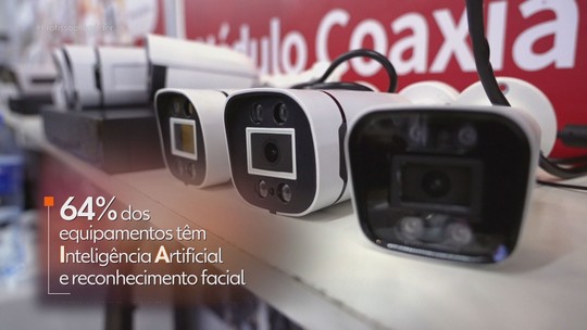 Reconhecimento facial se espalha pelo Brasil e levanta debate sobre segurança, privacidade e viés racial - Tecnologia já ajudou a prender mais de 2.700 pessoas em São Paulo, mas especialistas alertam para riscos de erro e discriminação