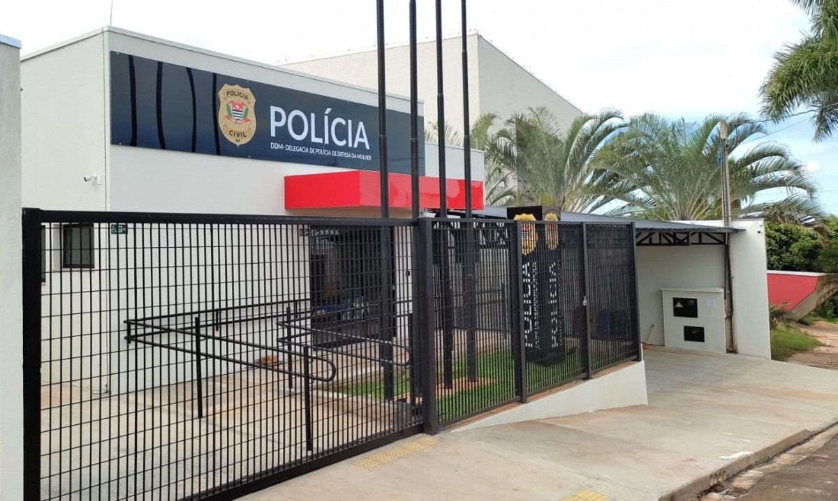 Médico é preso após descumprir medida protetiva e se aproximar da ex-companheira em Fernandópolis