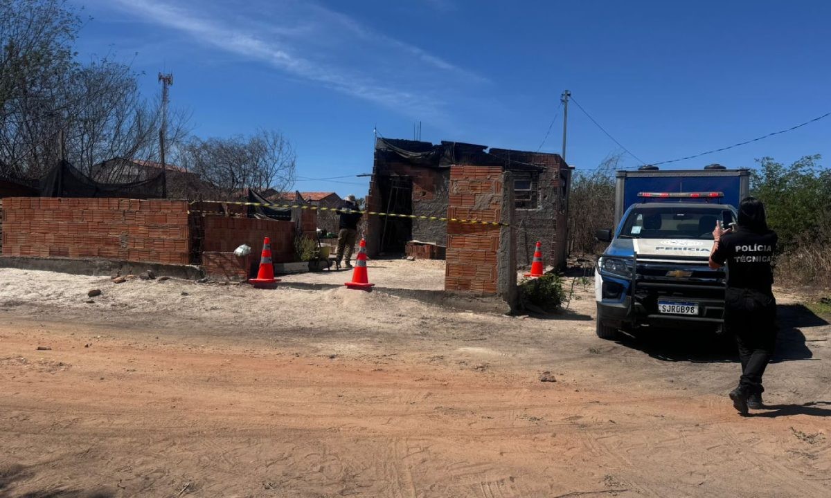 Corpo é encontrado carbonizado após incêndio em casa na Bahia