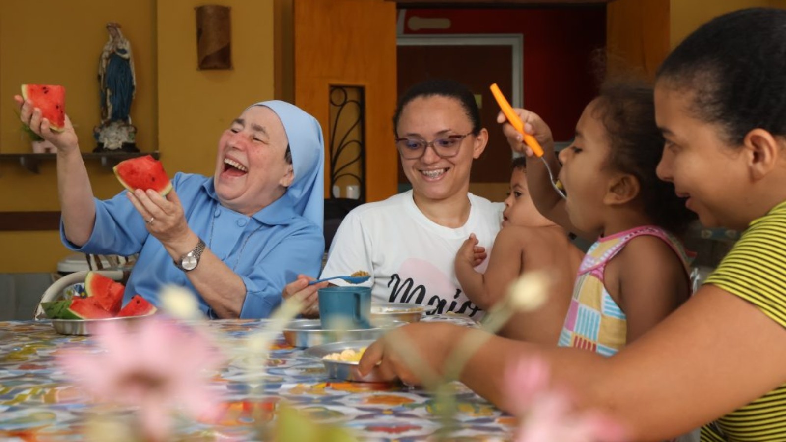 Lar Amigos de Jesus promove bazar de Natal em Fortaleza para ajudar crianças com câncer