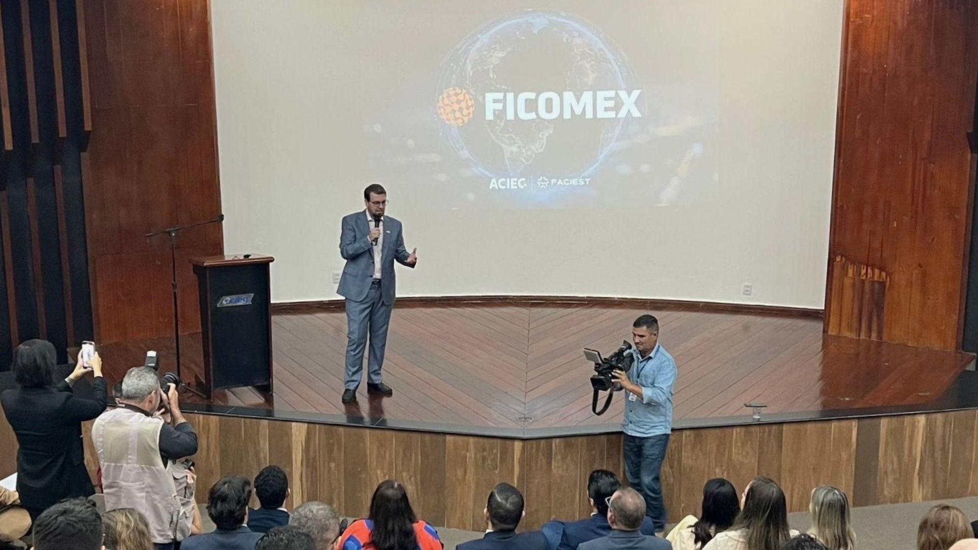 Embaixadas da Argentina, Paraguai e Uruguai participam de evento preparatório para a Ficomex