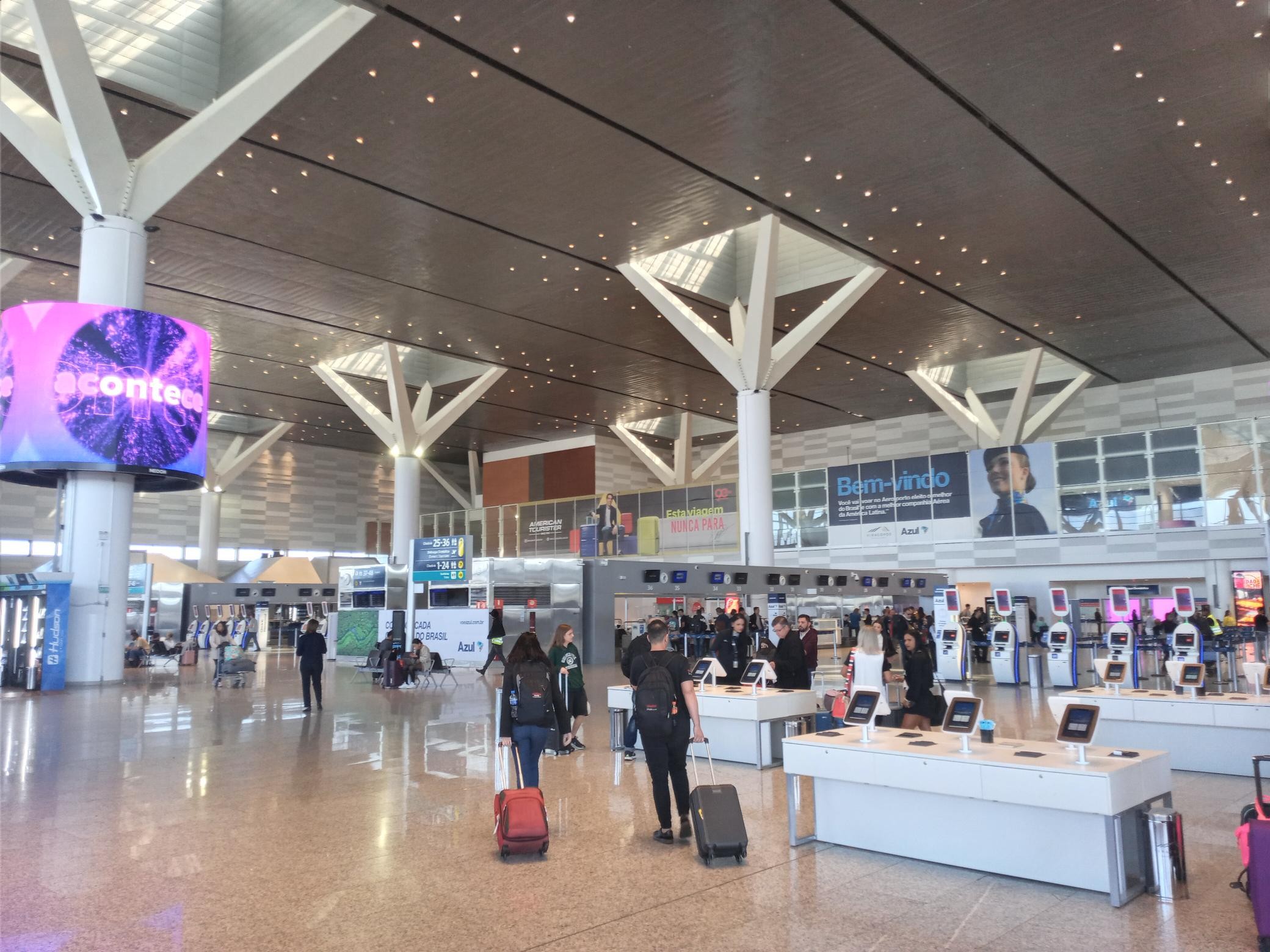 Pela segunda vez em quatro dias, Azul cancela voos no Aeroporto de Viracopos por 'questões técnicas'