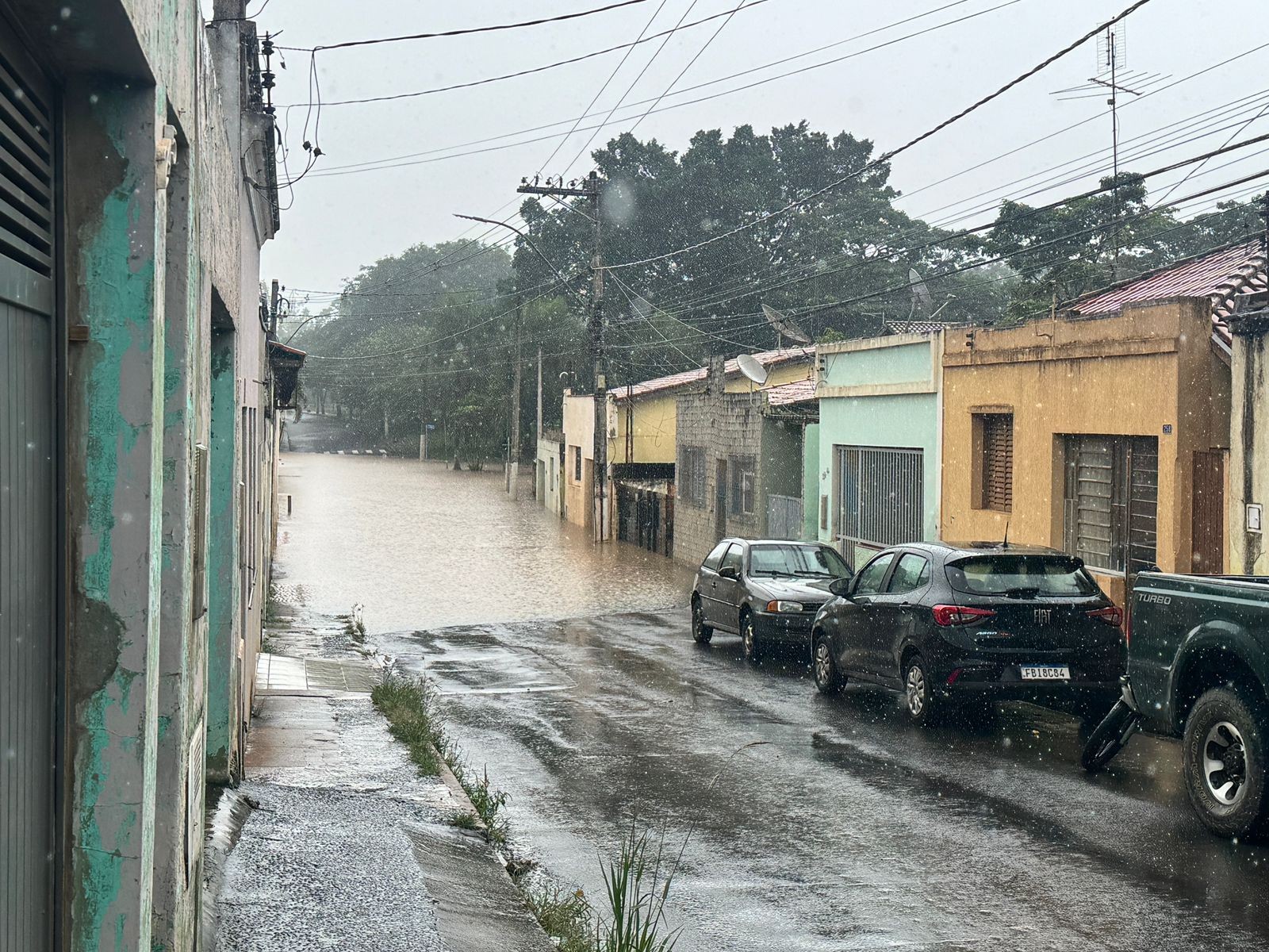 Defesa Civil dispara aviso sonoro em celulares do interior de SP sobre risco de chuvas; veja cidades em alerta