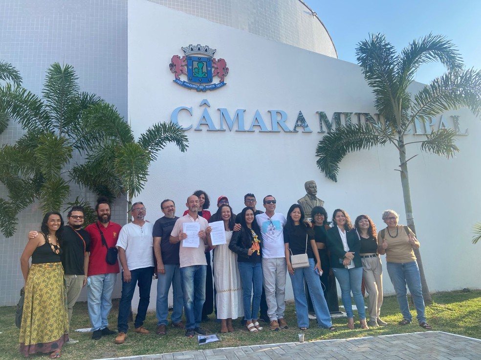 Artistas de Juazeiro do Norte cobram transparência no uso dos recursos voltados à cultura — Foto: Célia Nascimento/Sistema Verdes Mares