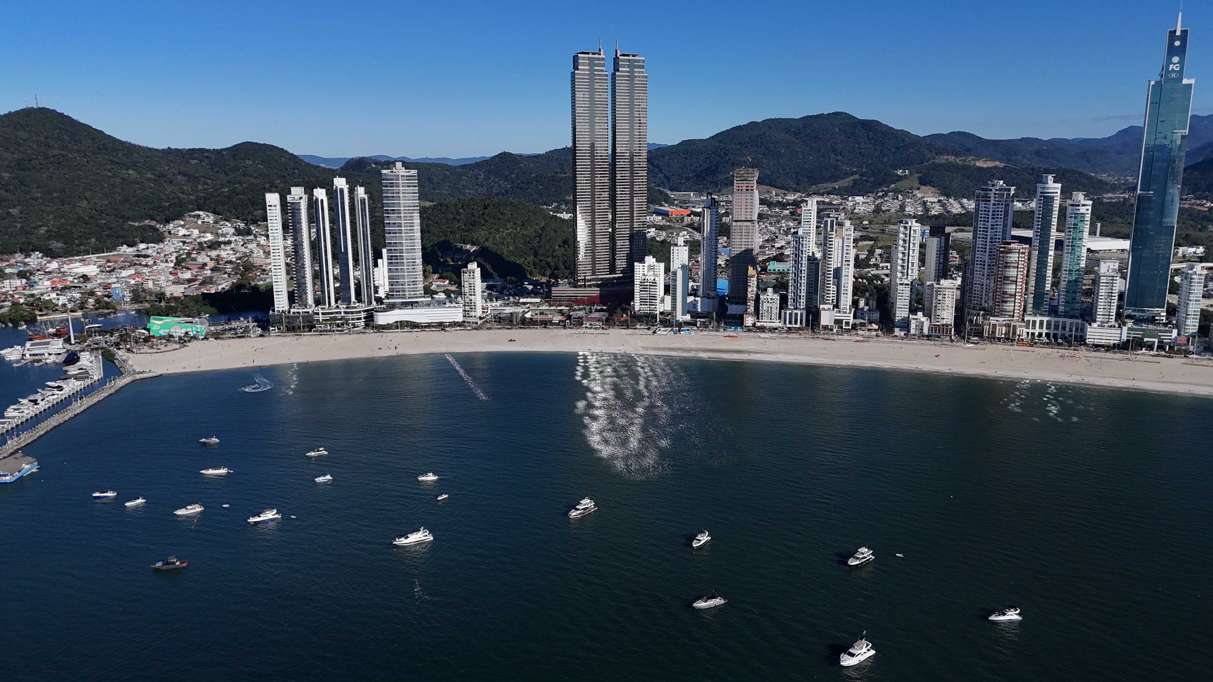 Protagonismo feminino no Imobiliário de Luxo em Balneário Camboriú