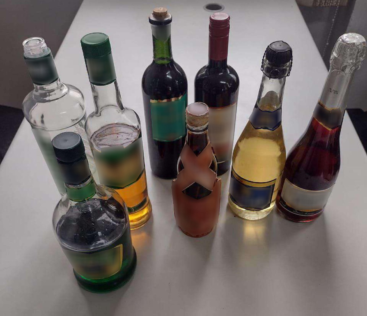 dois-homens-s-o-presos-por-furtar-bebidas-alco-licas-de-um-bar-na-vila