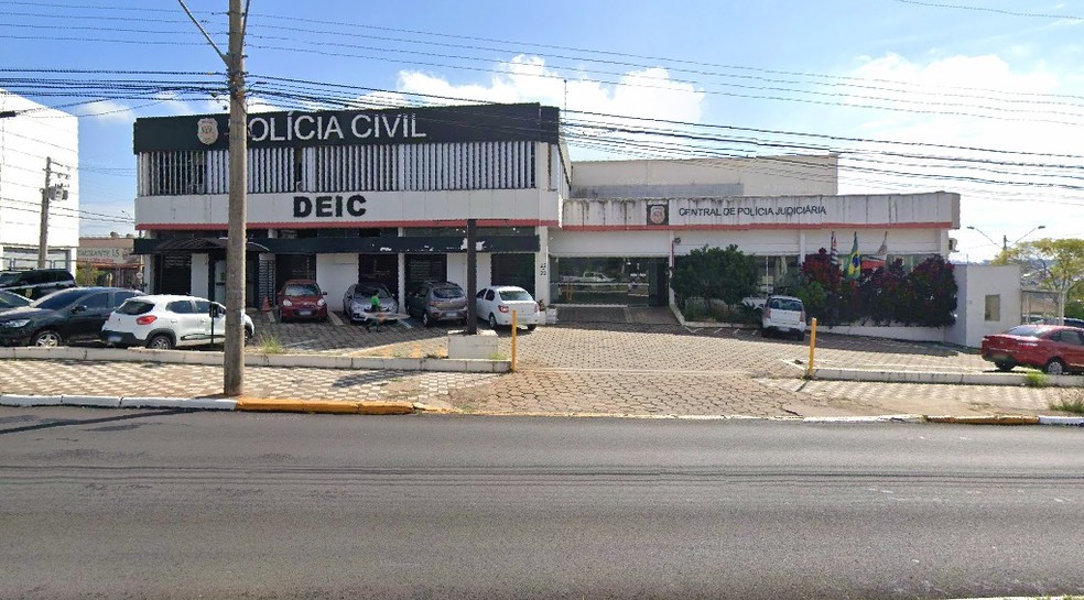 1 de 1
Centro de Pol&iacute;cia Judici&aacute;ria de Bauru (SP) &mdash; Foto: Reprodu&ccedil;&atilde;o/Google Street View