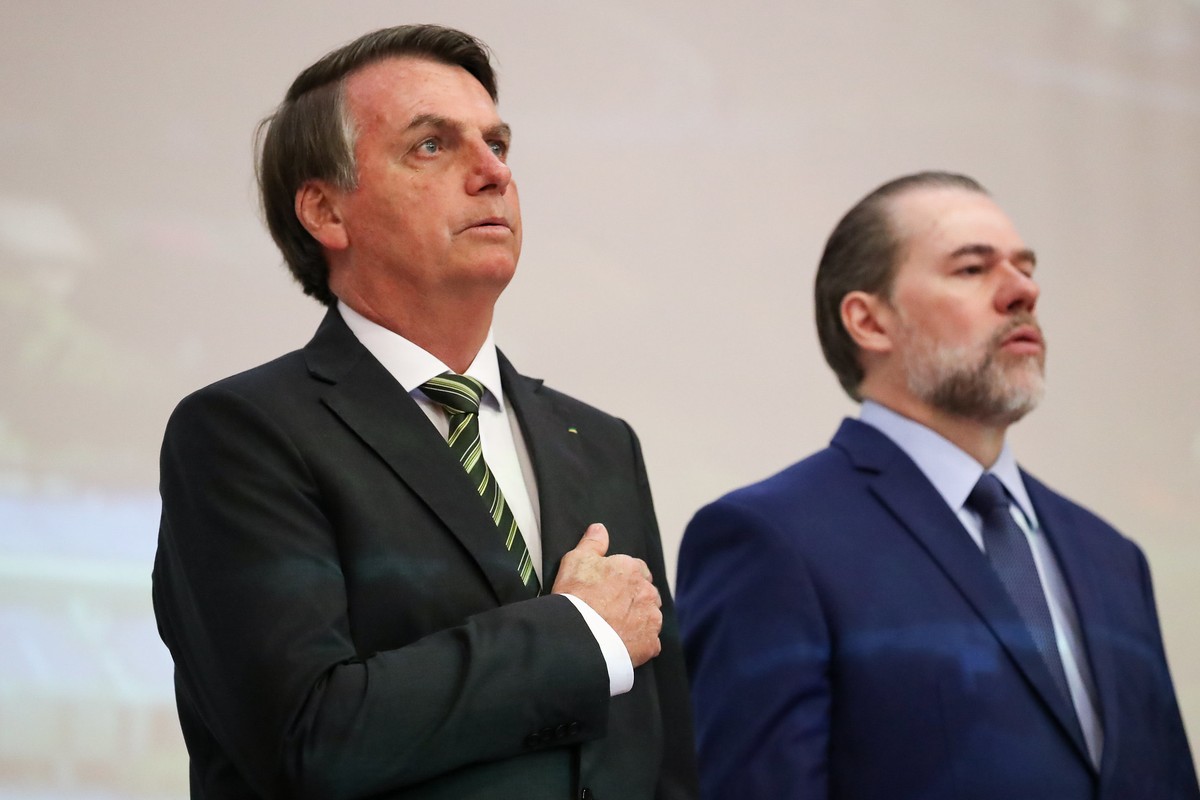 Toffoli libera para julgamento recursos contra o arquivamento de dois pedidos de investigação contra Bolsonaro