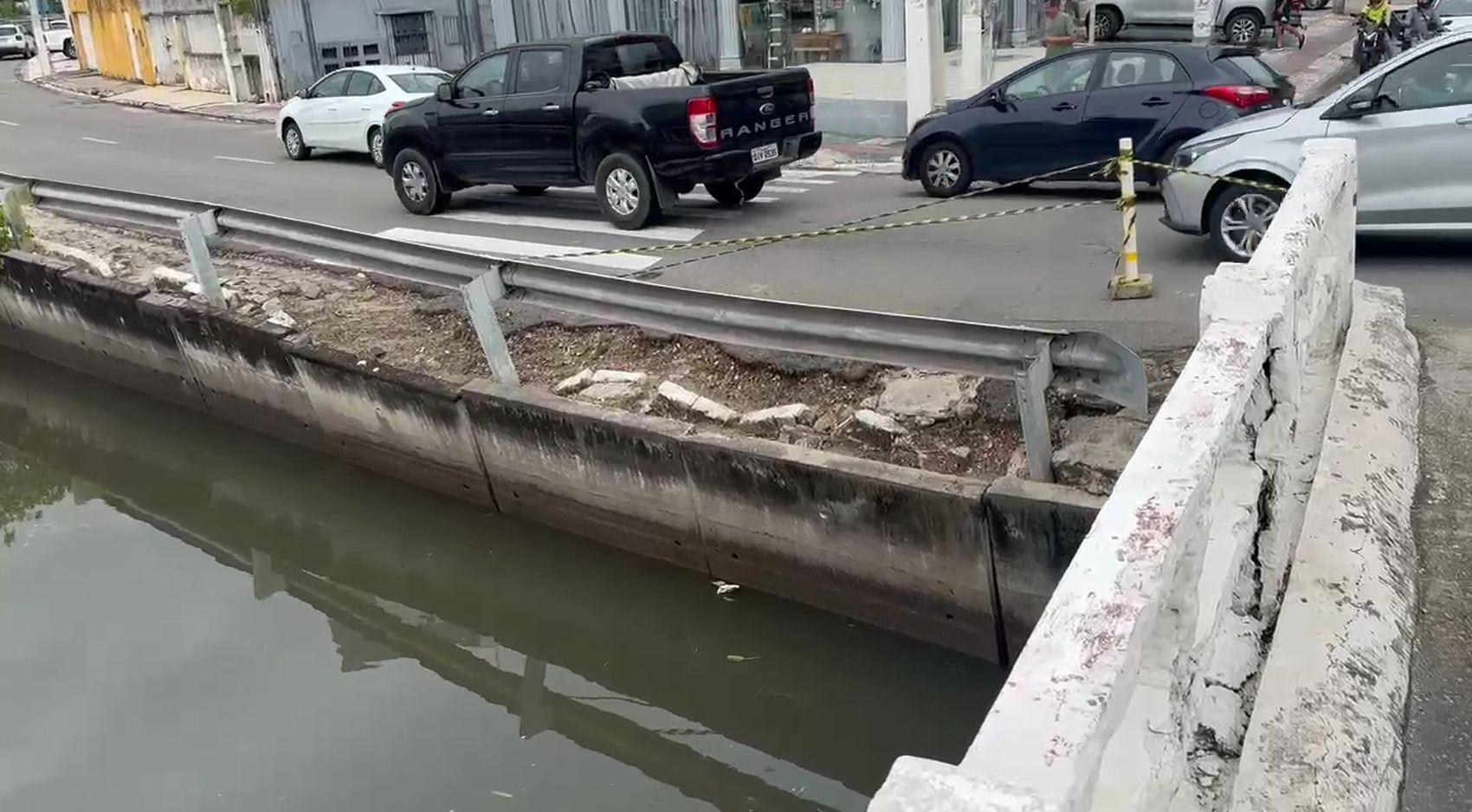 Após chuvas, Emurb diz que não há risco de colapso estrutural no pontilhão do bairro São José em Aracaju