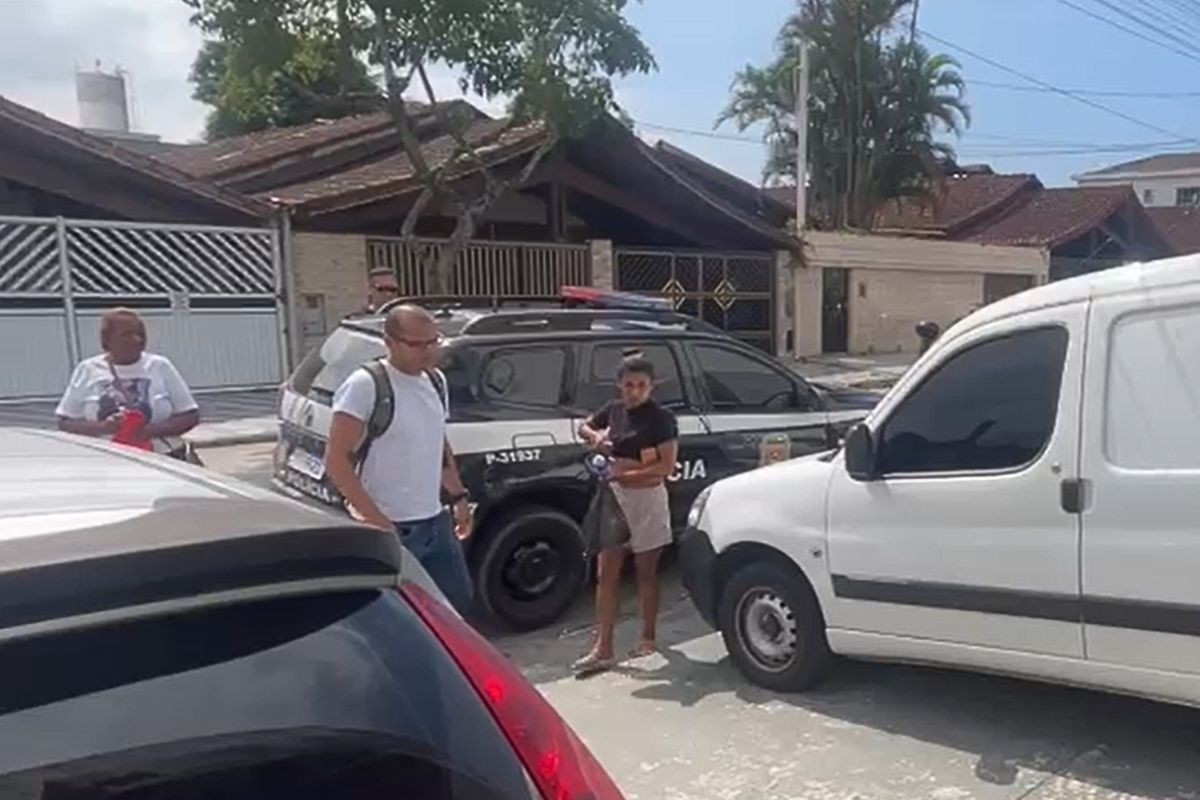 Polícia Civil ouve donos do carro, avó e mãe de meninos achados mortos no litoral de SP 