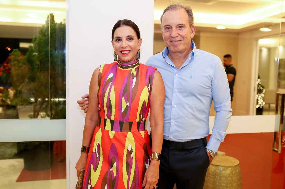 Empresário Binho Bezerra e a esposa, Luciana Bezerra. — Foto: Sistema Verdes Mares