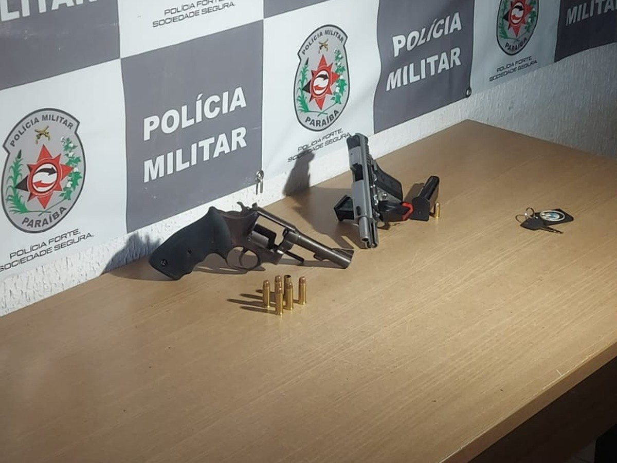 Mulher é vítima de bala perdida e dois suspeitos são presos após troca de tiros em João Pessoa 