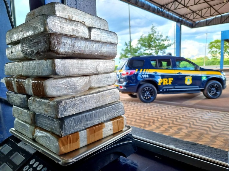 Quase 1,8 tonelada de drogas foi apreendida nas rodovias federais do CE em 2024; número supera total de 2023