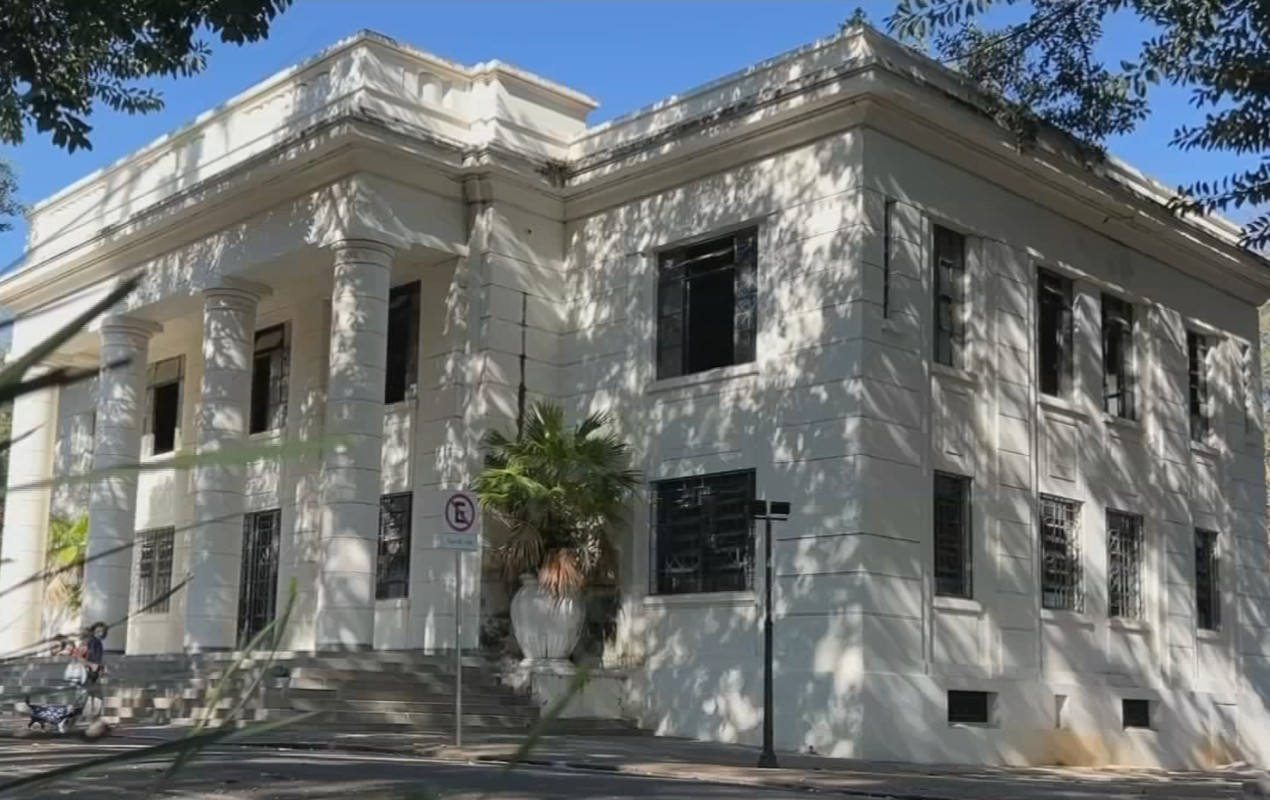 De palco cultural a prédio abandonado: fórum histórico de Sorocaba completa 10 anos fechado