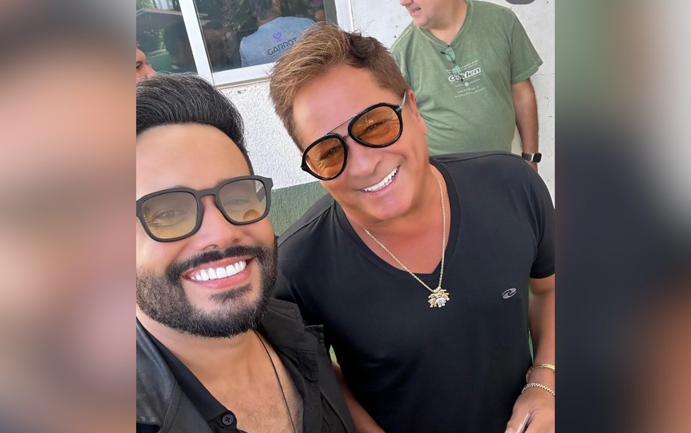 Cantor Athos Prado e Leonardo, em Rio Verde — Foto: Reprodução/Redes Sociais