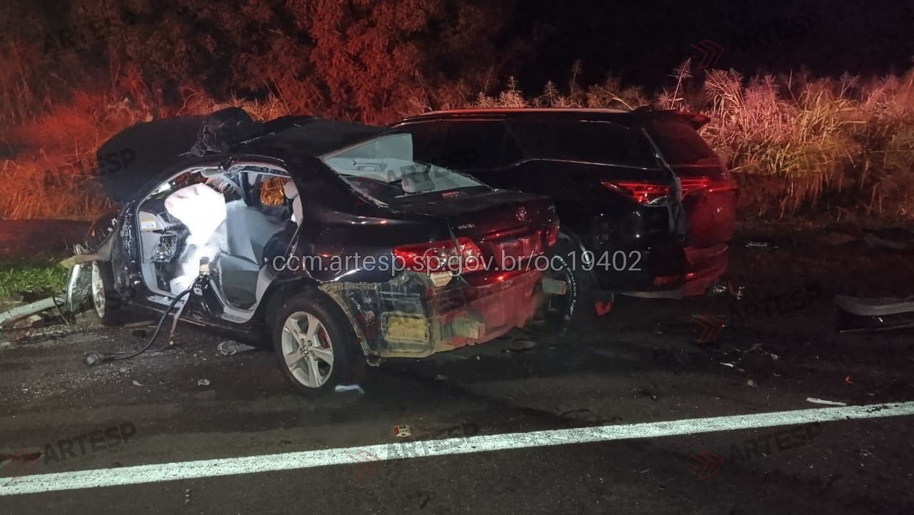 Colisão após carro invadir a contramão deixa um morto em rodovia de Martinópolis 