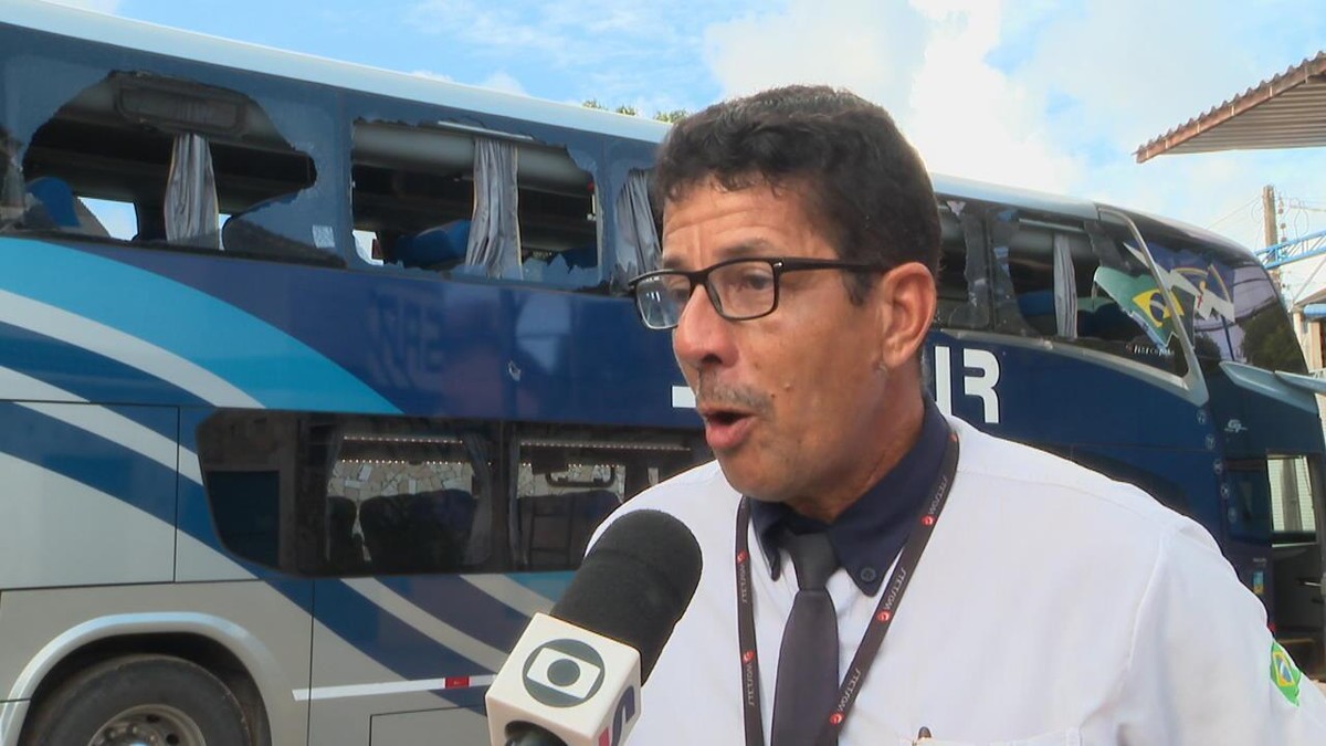 'Tinha umas cem pessoas no meio da rua', diz motorista de ônibus apedrejado por vândalos após jogo entre Fortaleza e Sport