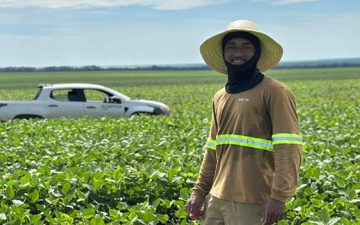 Ensino profissional e técnico da rede estadual forma jovens para o mercado nacional