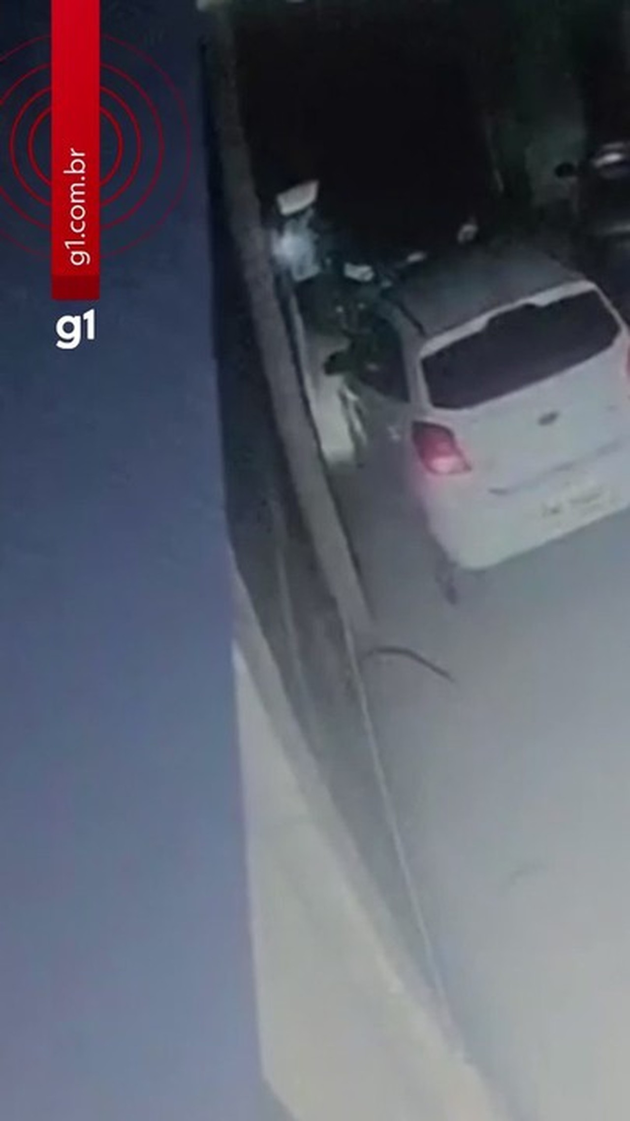 Homem é baleado ao chegar para trabalhar em obra no bairro Lourdes, em BH; câmeras registram ataque