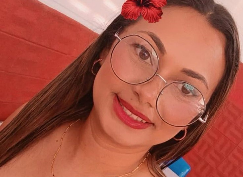 Vitória Régia de Lima foi morta a facadas, em Solânea, após voltar de festa — Foto: Reprodução/TV Cabo Branco