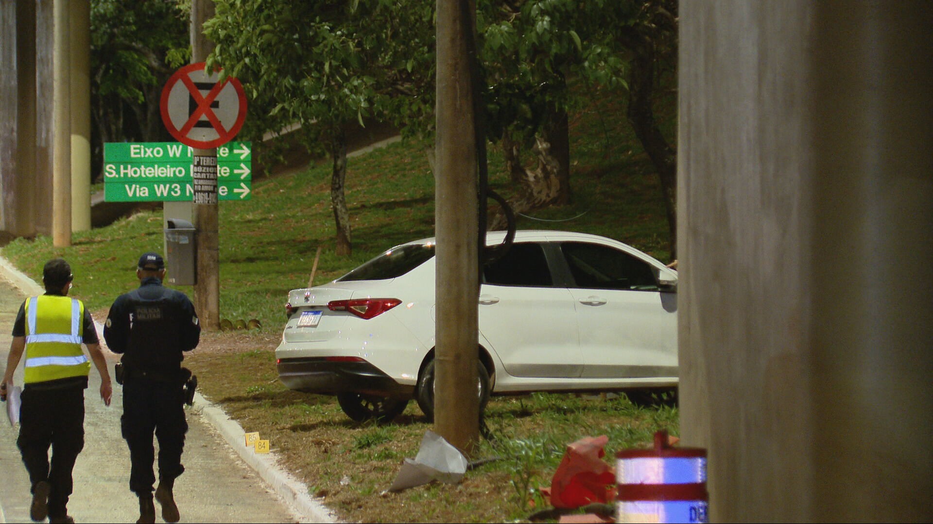 Jovem de 18 anos morre após ser atropelada no Eixão Norte, em Brasília