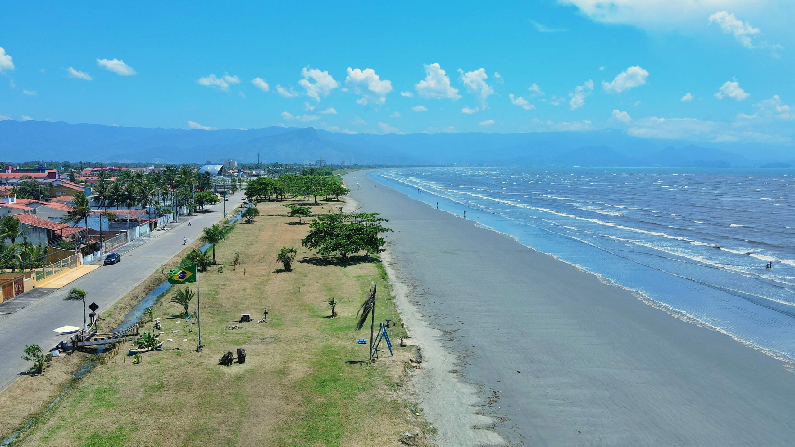 Litoral de SP tem 28 praias impróprias para banho nesta semana; veja os locais